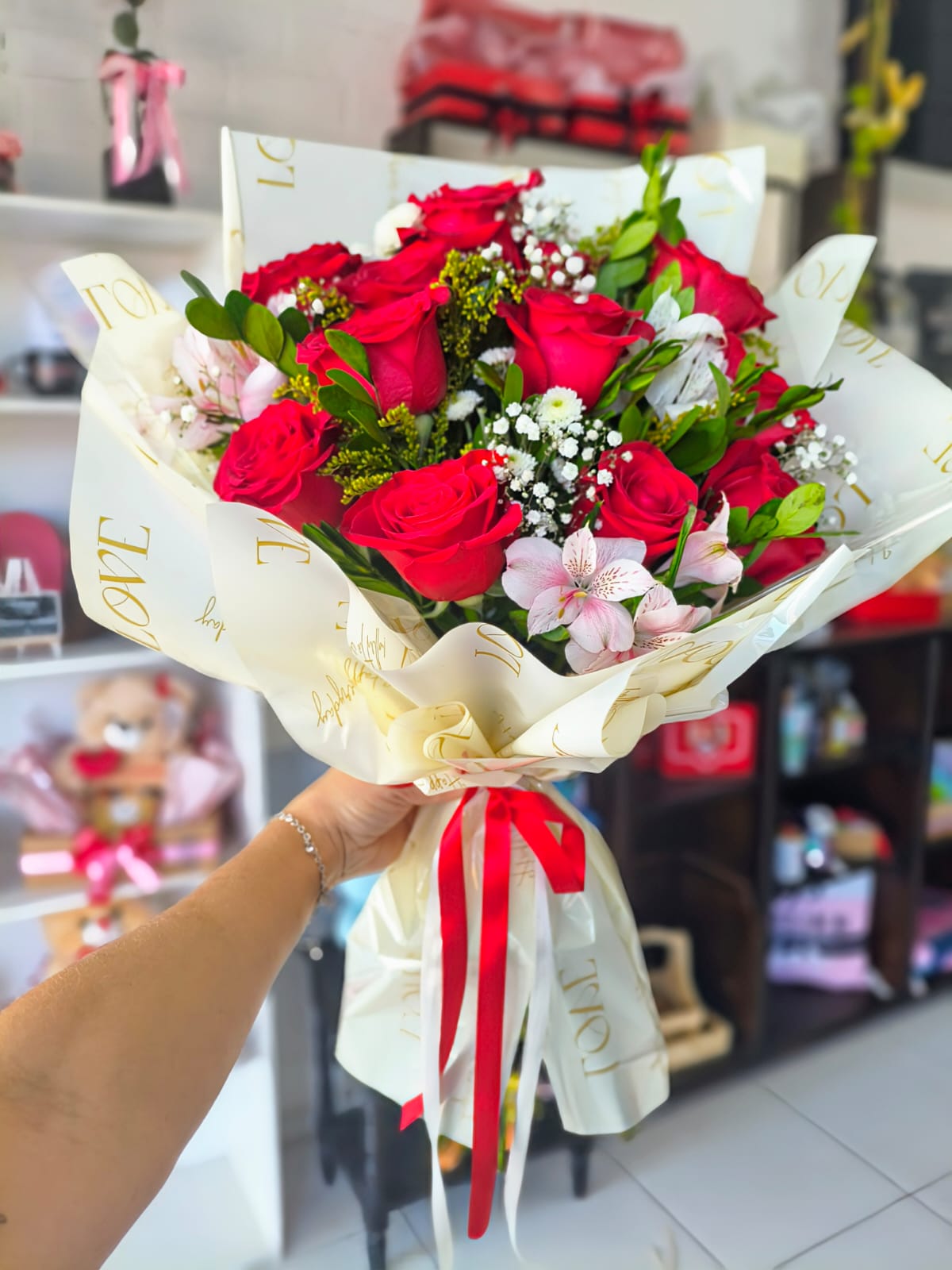 Buque 12 rosas vermelhas